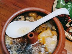 -菌自由丨野生菌火锅特色庭院餐厅(丽江古城店)