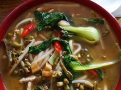 酸笋米粉-牛八宝桂林米粉(八里庄店)