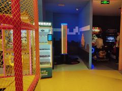 -不可思议减压馆·解压博物馆·摔碗发泄·团建定制