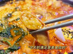 牛肠锅-친구亲顾韩国烤肉专门店(蓉花里店)