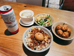 -红猪卤肉饭(大西洋美食城店)