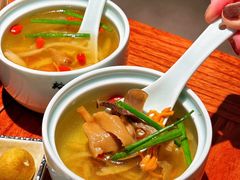 -裕兴记•蟹黄面馆(人民广场店)