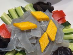 -龍歌自助小火锅(市南金茂湾店)