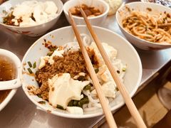 -辣辣小吃豆花米线(大观篆新农贸市场店)