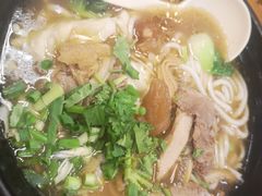 -鑫花溪牛肉米粉(凤凰街创始总店)