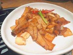 -山城外·非遗酸菜鱼(蜀都万达店)