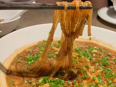 沙蒜烧豆面-新荣记(BFC外滩金融中心店)