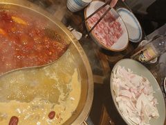 -小天鹅火锅·一线江景洪鼎旗舰店(洪崖洞店)