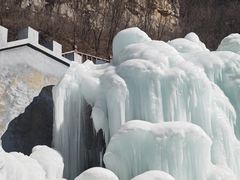 -大平台龙居瀑布旅游区