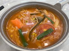 -汤小云火锅米线(钻汇广场店)