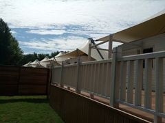 -红栌温泉山庄生态美食餐厅