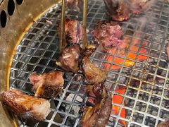 -铭牛烧肉·和牛海鲜自助(高新月牙湖店)