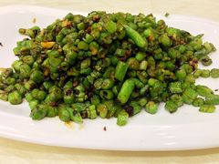 -大鸭梨烤鸭店(金顶街店)