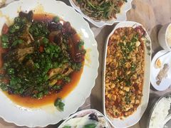 -洪霞餐馆