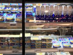 面包甜点陈列柜-盒马鲜生(宝地店)