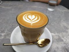 -UNI UNI(环亚凯瑟琳店)