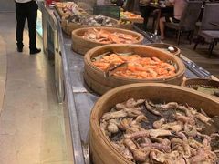 自助取餐区-荣誉国际酒店-云顶旋转餐厅