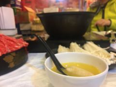 -鲜入围煮花胶鸡海鲜火锅