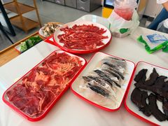 -毛辣果·贵州红酸汤牛肉火锅(西单店)