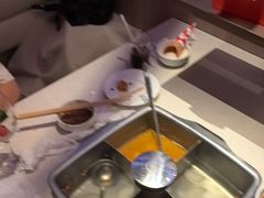 -海底捞火锅(杭州庆春路夜宵主题店)