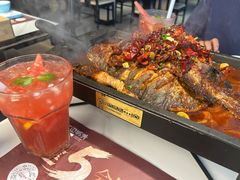 -江边城外烤全鱼(世茂广场店)