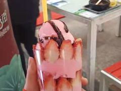 -鸿通城购物中心