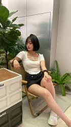 -PE SALON