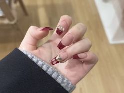-悦指间美甲美睫