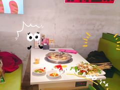 -佰人王串串香火锅(洋珠巷店)