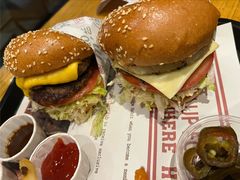 -The Habit Burger Grill 哈比特汉堡(爱琴海店)