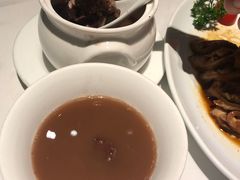 粉葛赤小豆煲瘦肉-汤城小厨•粤菜•靓汤(苏州街店)