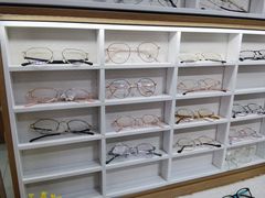 -视野联行眼镜·蔡司·控优点授权(长白万象汇店)