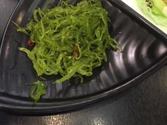 -河畔春天时尚餐厅