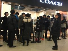 -UGG(燕莎奥特莱斯购物中心店)
