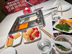 -海底捞火锅(世界城广场店)