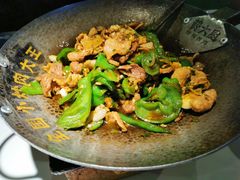 -费大厨辣椒炒肉(高铁吾悦广场店)