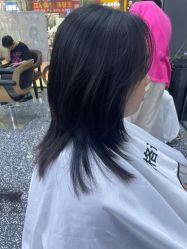 -藤野造型专业烫染接发