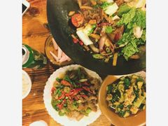 -富正毅三下锅·湘西韵味(天门山索道店)