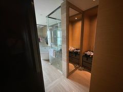 -天津梅江中心皇冠假日酒店