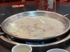 -老来福·非遗酸汤兔(凯旋路店)