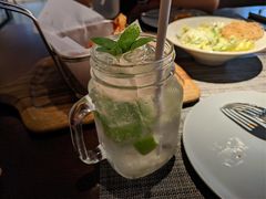 -卡普里披萨·牛扒·下午茶