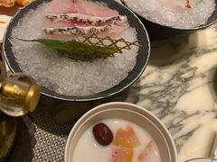 -雍和会海鲜姿造自助(湖东路店)