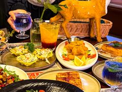 -mordew加州日记西餐&小酒馆(新天地店)