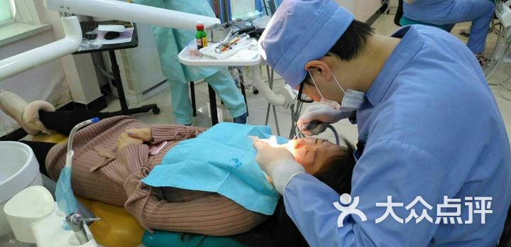 口臭医院排名_口臭图片(2)