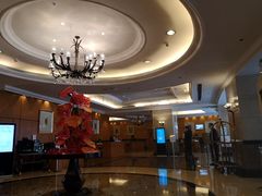 -深圳富苑皇冠假日套房酒店