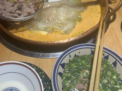 -洱火云南酸菜牛肉火锅(石景山当代商城店)