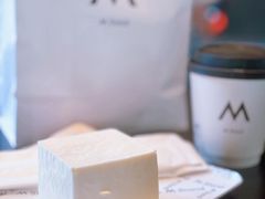 -M Stand(青岛银鱼巷店)
