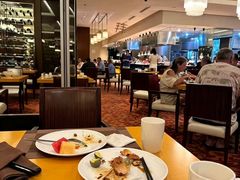 -上海西藏大厦万怡酒店Momo Cafe(徐汇店)