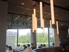 -麦当劳(展览路店)