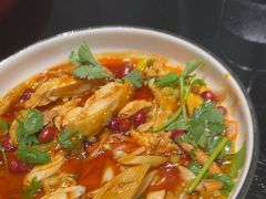 -川流不息·地道川菜·小龙虾(新松江路店)